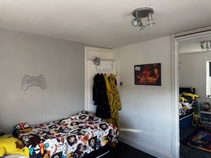 Photo 1- click for photo gallery